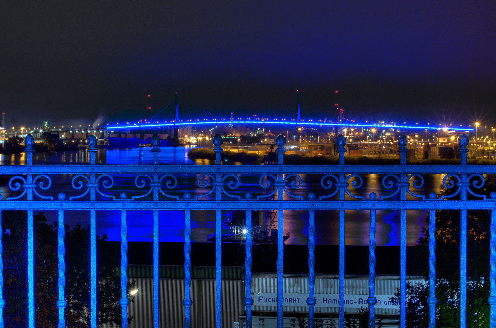 Die Köhlbrandbrücke vom Altonaer Balkon