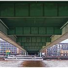 Die Kölner Severinsbrücke - von unten gesehen