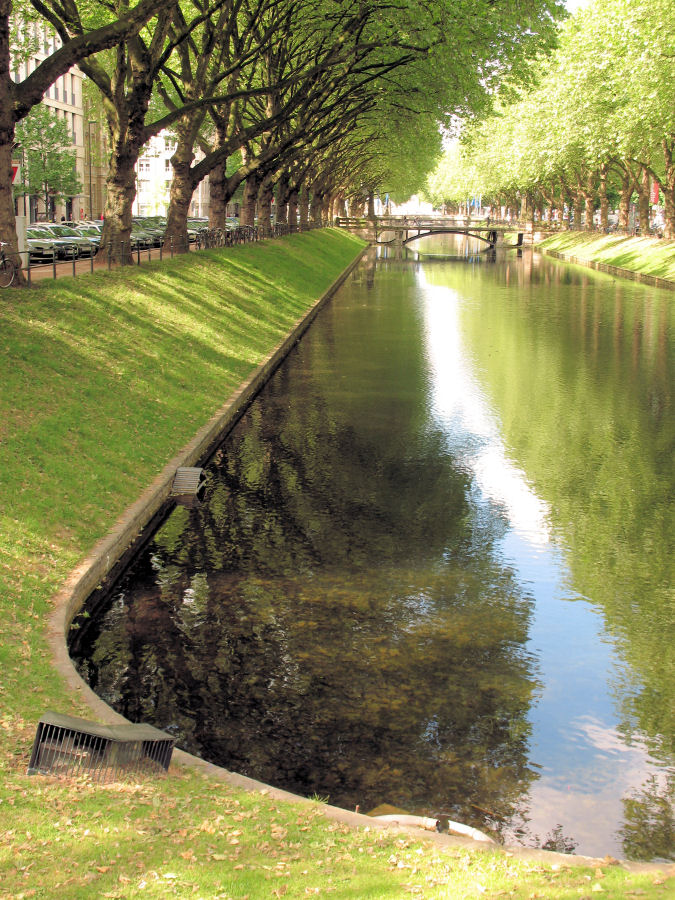 Die Königsallee in Düsseldorf