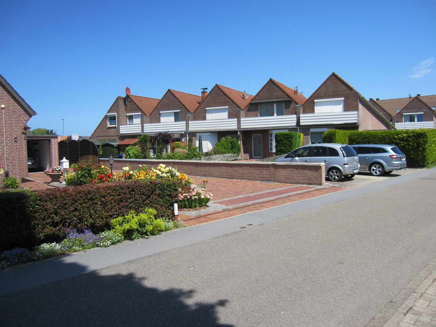 die Königsberger Straße im Nordseebad Carolinensiel