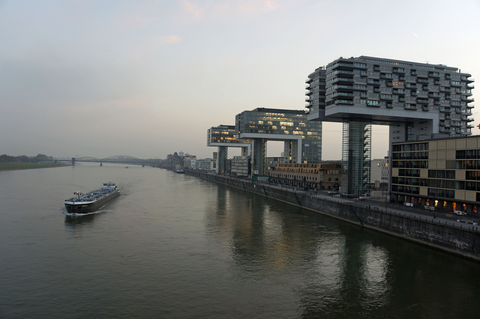 Die Kranhäuser im Rheinauhafen