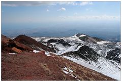 Die Kraterlandschaft am Ätna