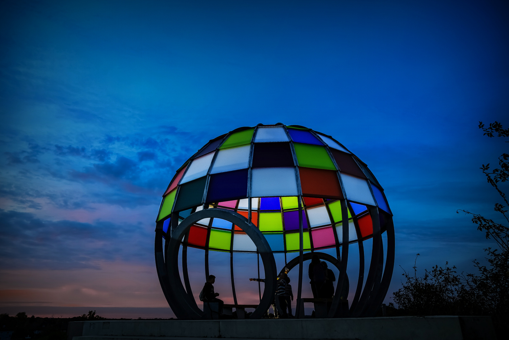 Die Kugel Foto & Bild art, spezial, sonnenuntergang Bilder auf