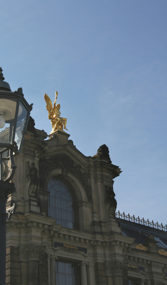 Die Kunstakademie von einen anderen Blickwinkel