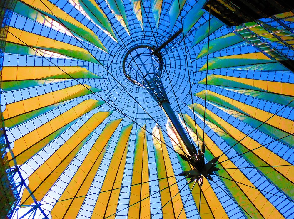 Die Kuppel des Sony Center am Potsdamer Platz.