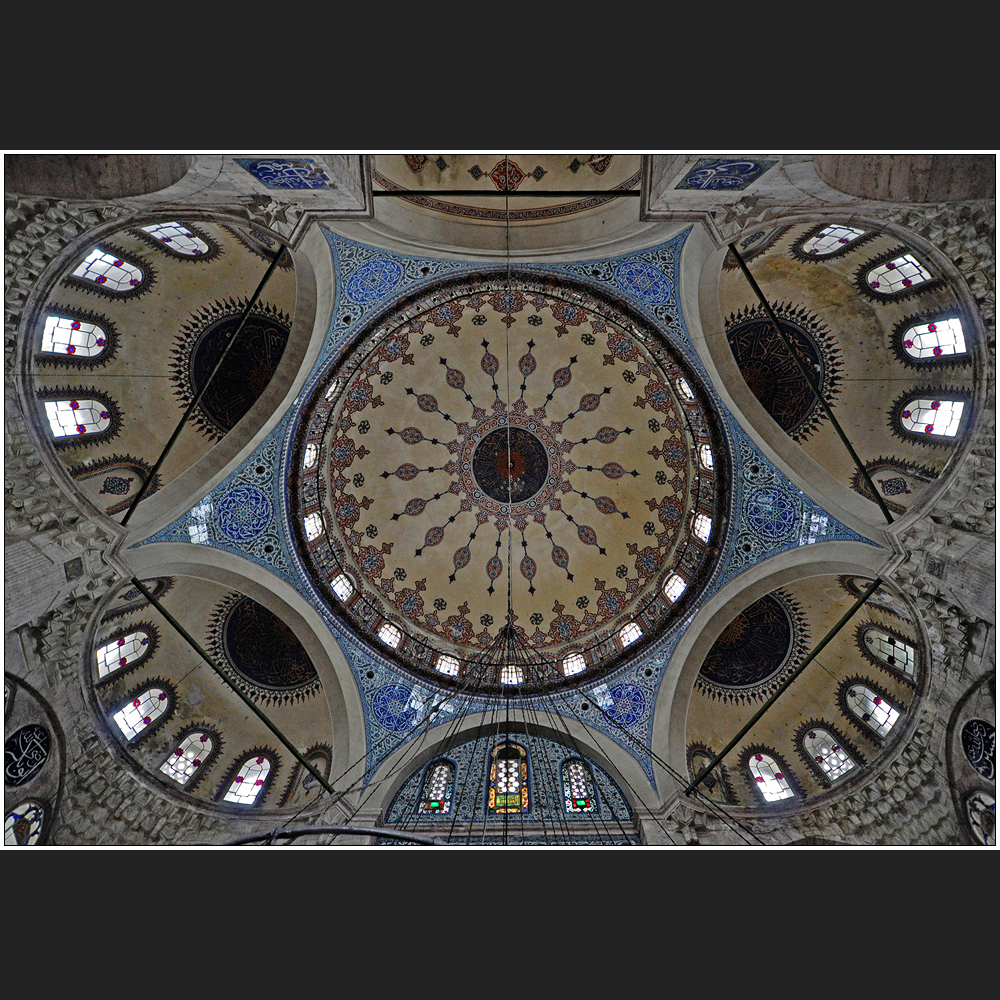 Die Kuppeln der Sokullu Mehmet Pasa Camii