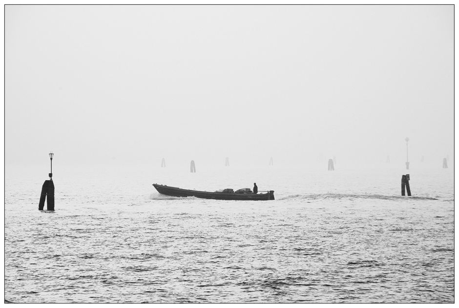 Die Lagune im Nebel