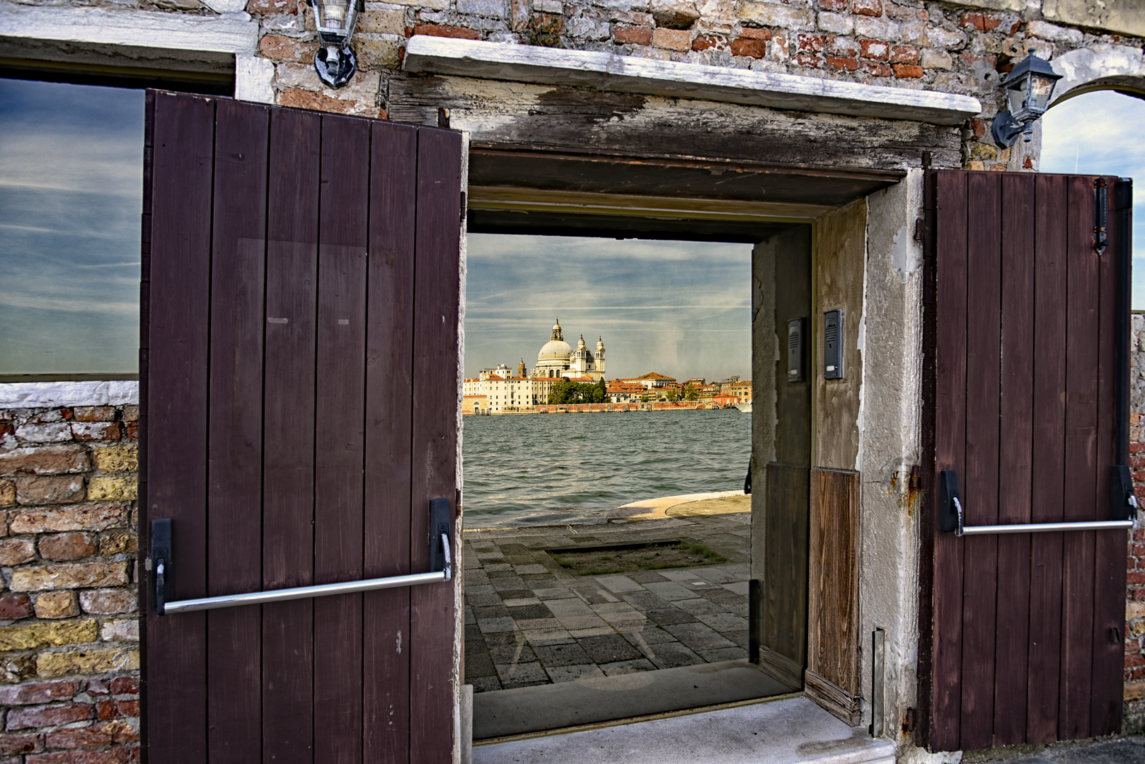 Die Lagunenstadt im Spiegel