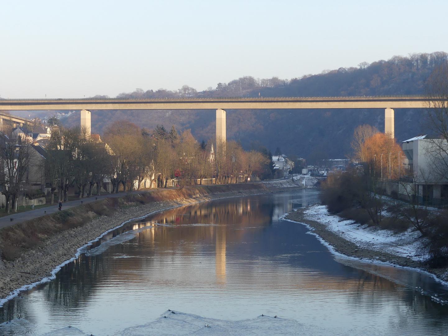 Die Lahn im Winter