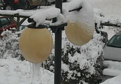 Die Lampen bei uns vor dem Haus