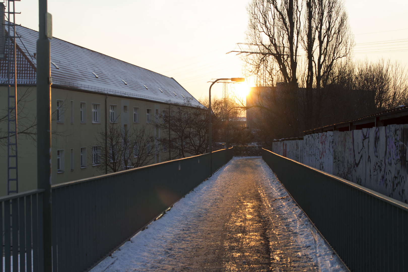 Die lange Brücke