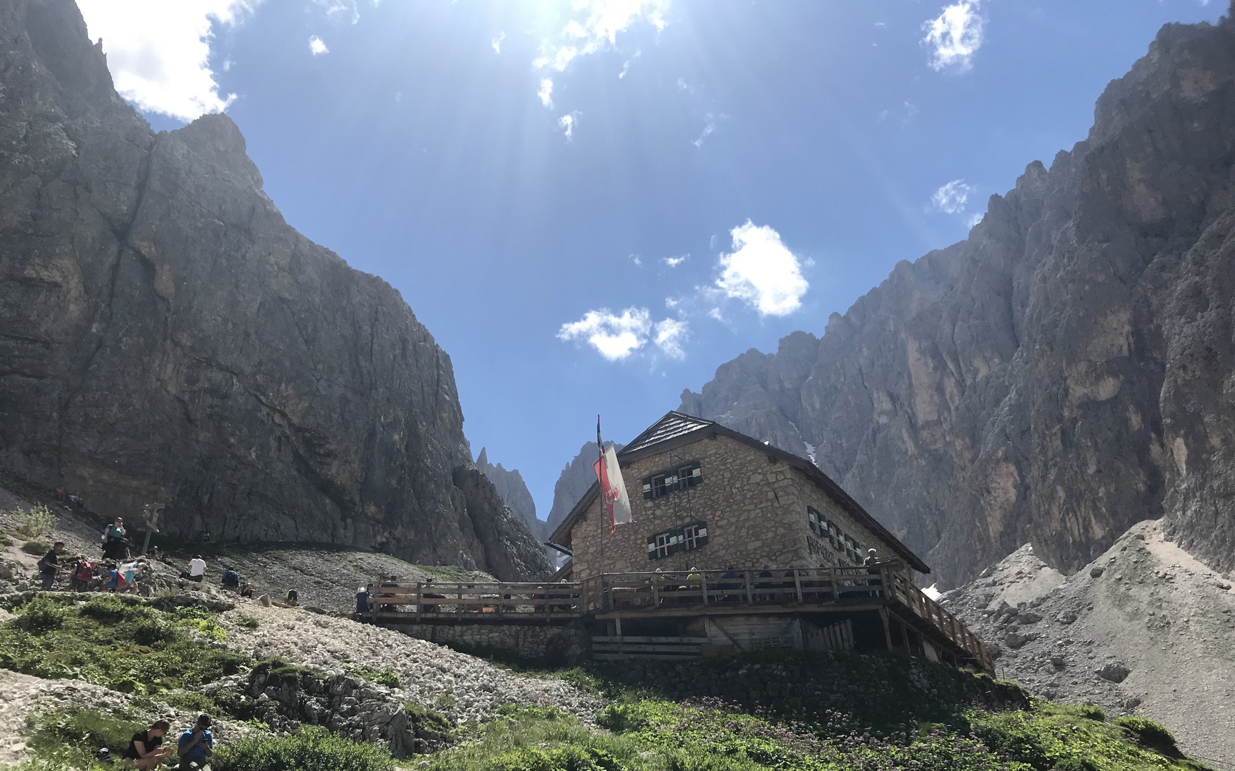 Die Langkofelhütte...