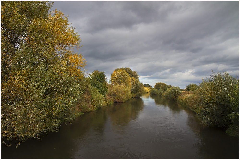 Die Leine im Herbst