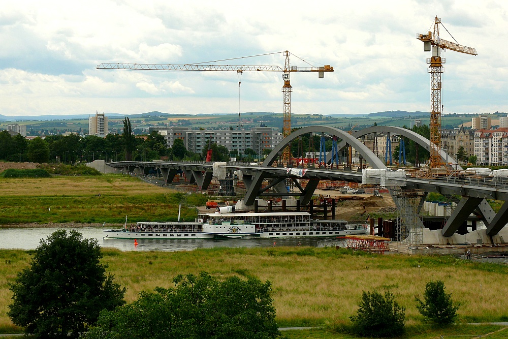 Die Leipzig an der Waldschlößchenbrücke