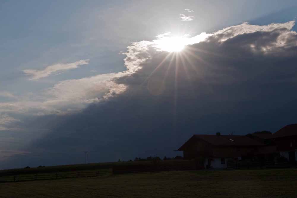 Die letzten Sonnenstrahlen vor'm Gewitter