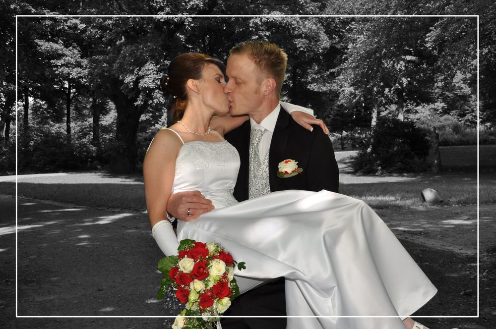 Die Liebe auf Händen tragen ! Foto & Bild hochzeit, menschen Bilder