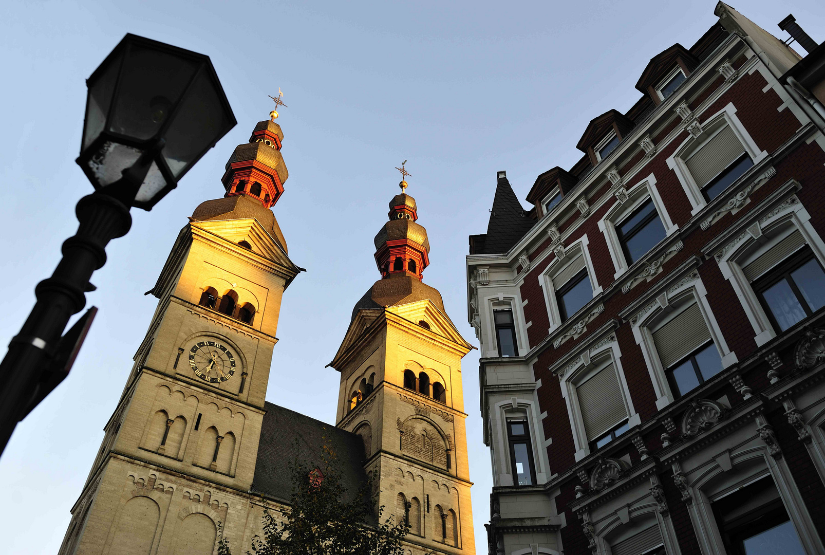 Die Liebfrauenkirche im Abendlicht