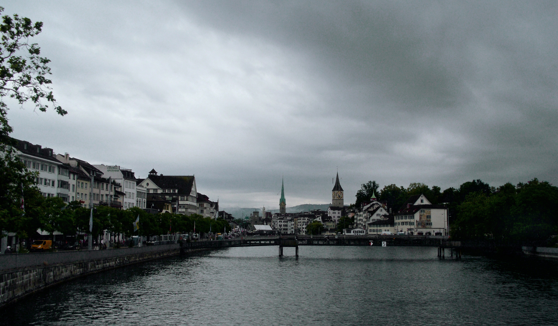 Die Limmat bei Zürich