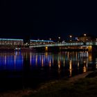 Die Linzer Brücke bei Nacht