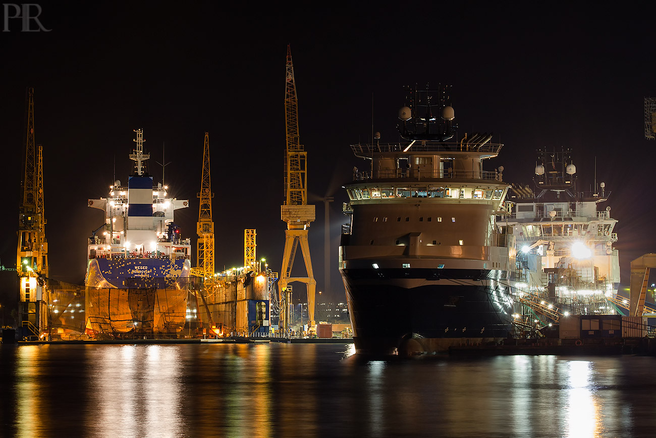 Die Lloyd Werft bei Nacht