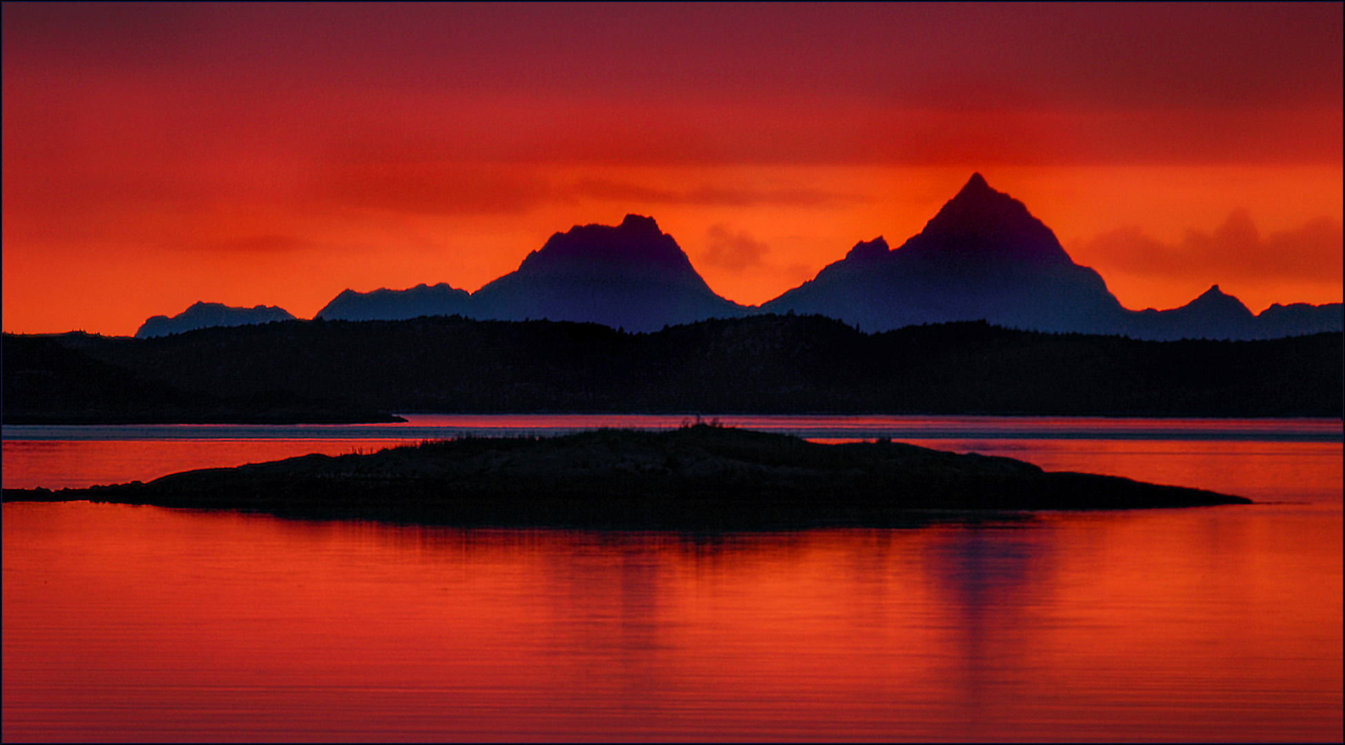 Die Lofoten bei Mitternachtssonne