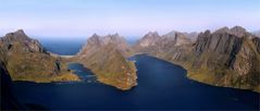 DIE LOFOTEN VON GANZ OBEN