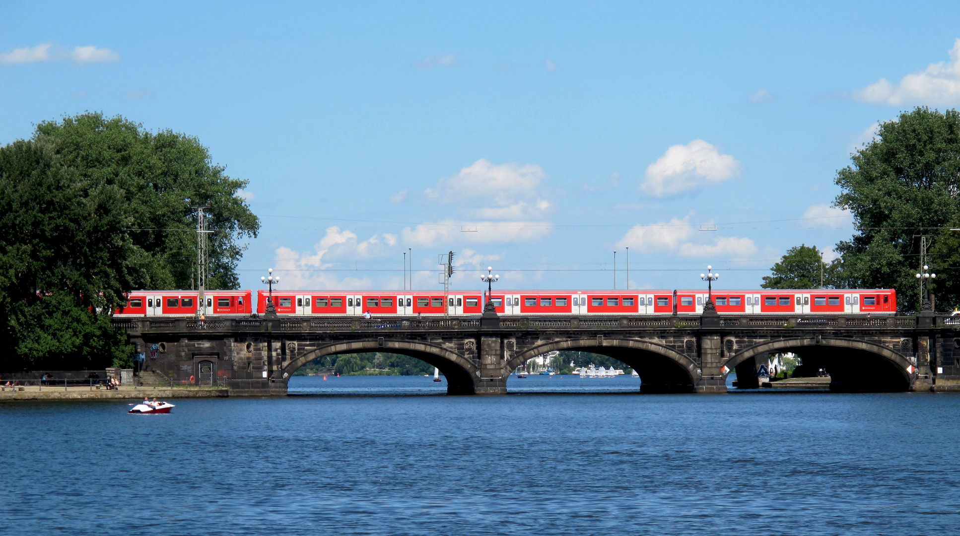 Die Lombardsbrücke