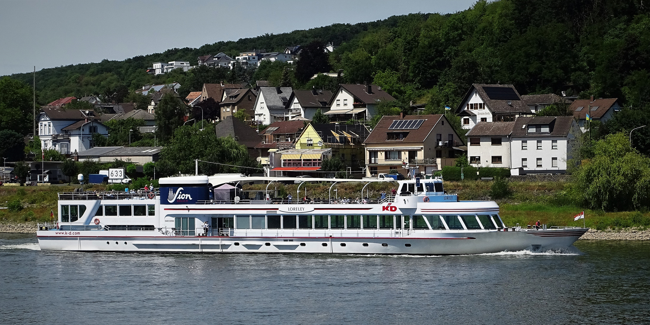 die LORELEY am Rheinkilometer 633