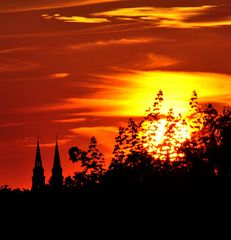 Die Lorenzer Türme im Sonnenuntergang.....