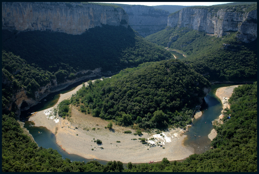 Die Mäander der Ardeche