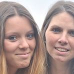 Die Mama  und ihre  Tochter ein Doppelportrait