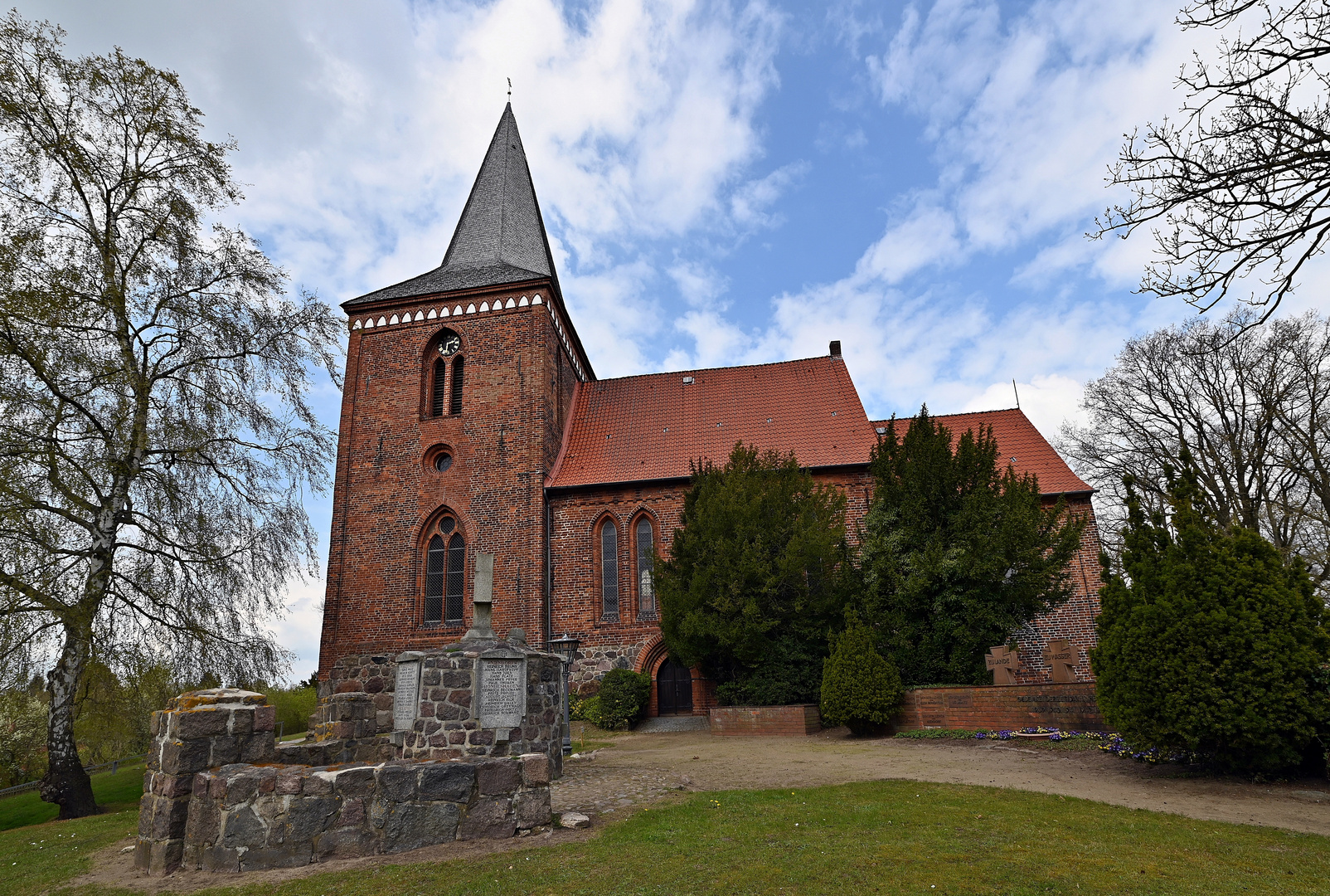 Die Maria-Magdalenen-Kirche in Berkenthin