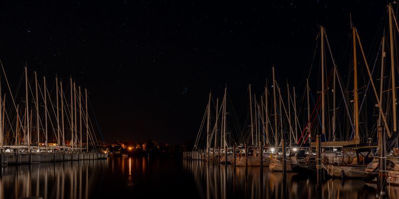 Die Marina Breege auf Rügen am Abend 1