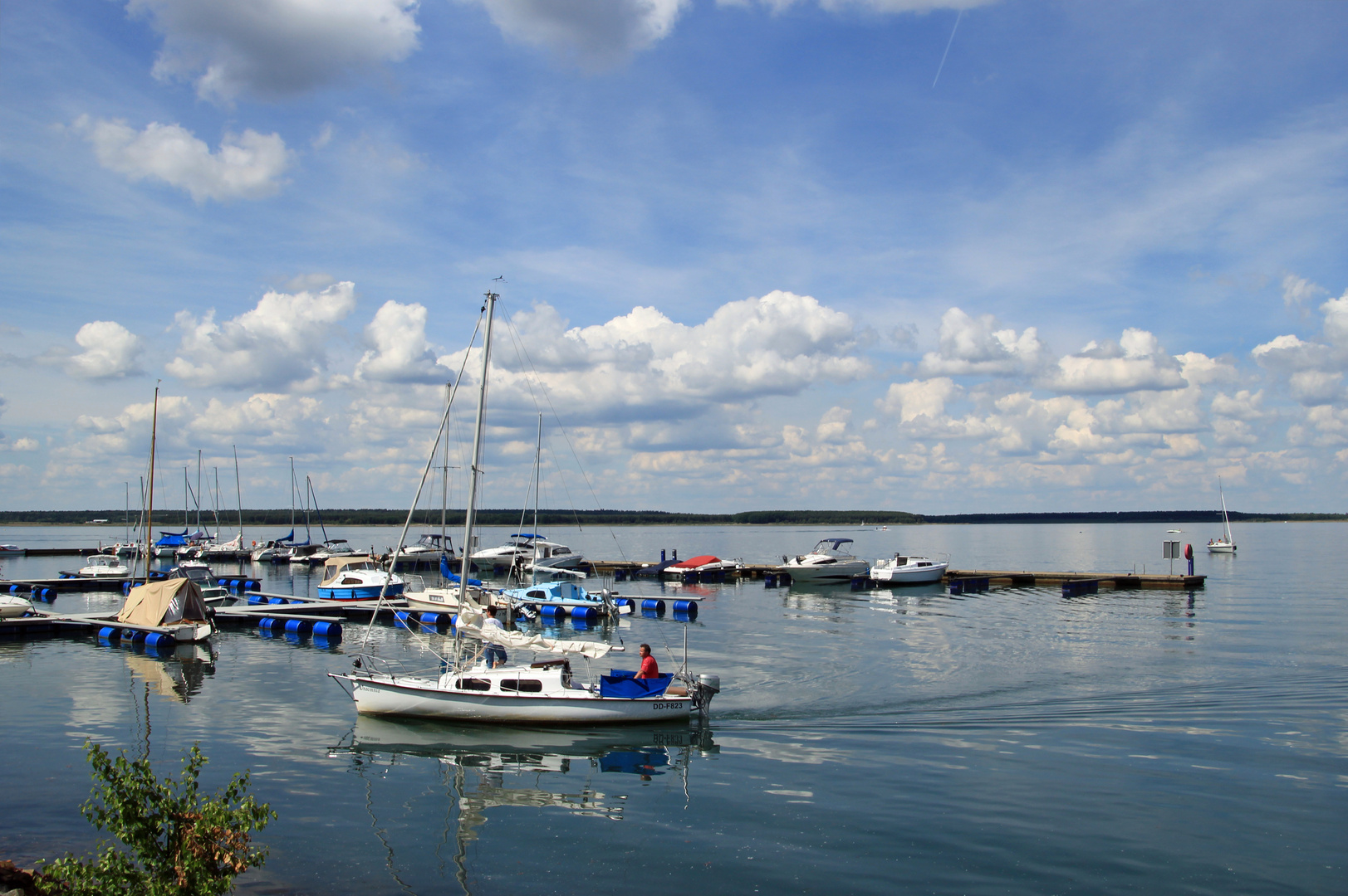 Die Marina des Geierswalder Sees bie Senftenberg und Hoyerswerda