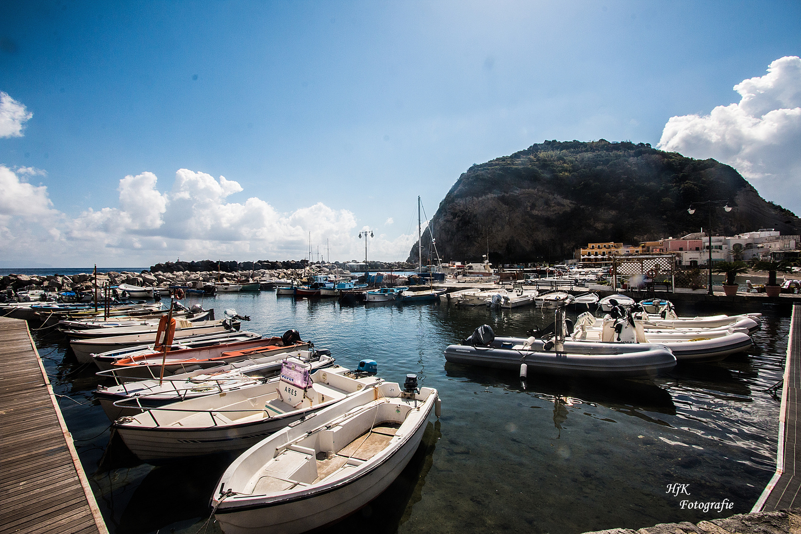 Die Marina von San Angelo auf Ischia