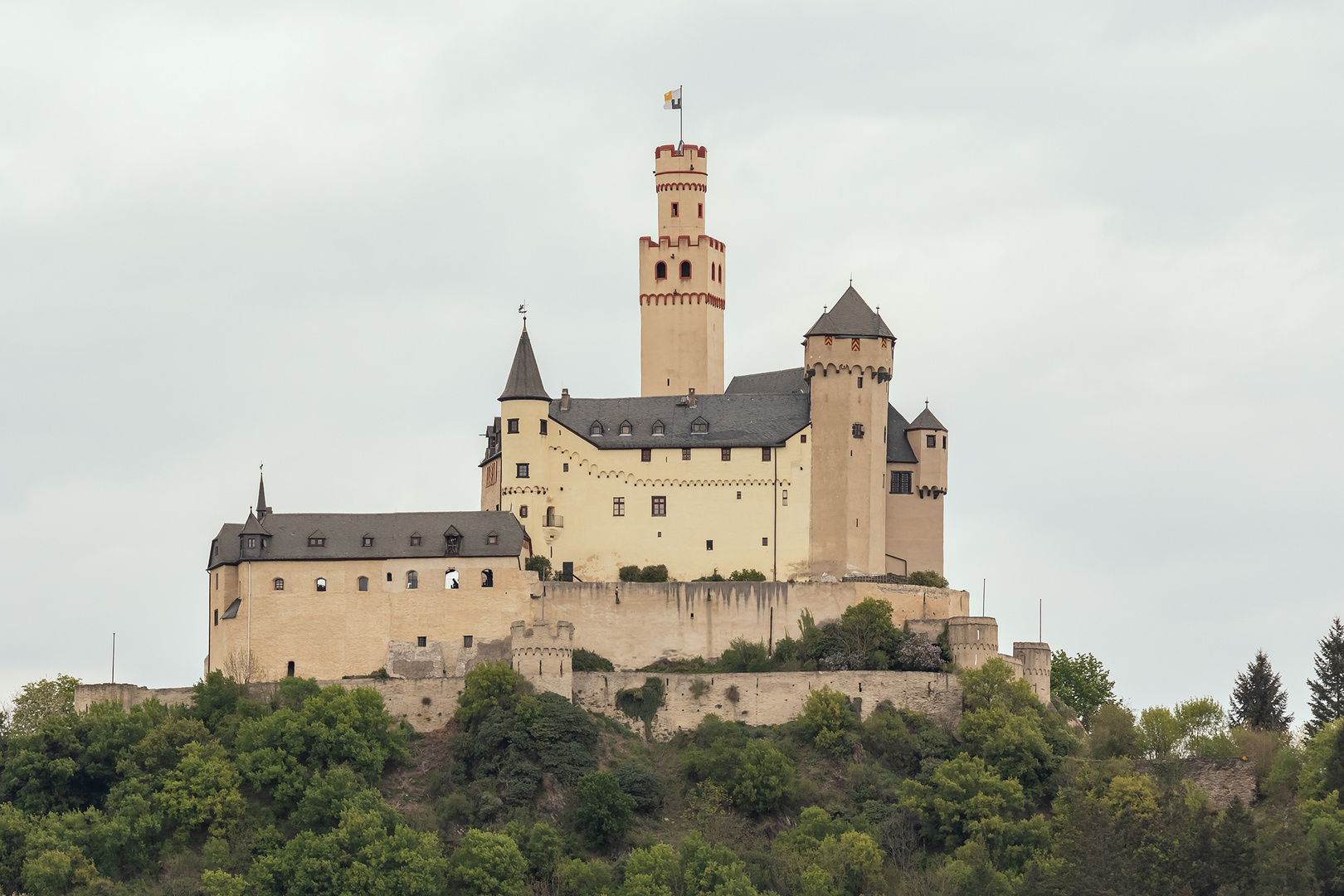 Die Marksburg über Braubach