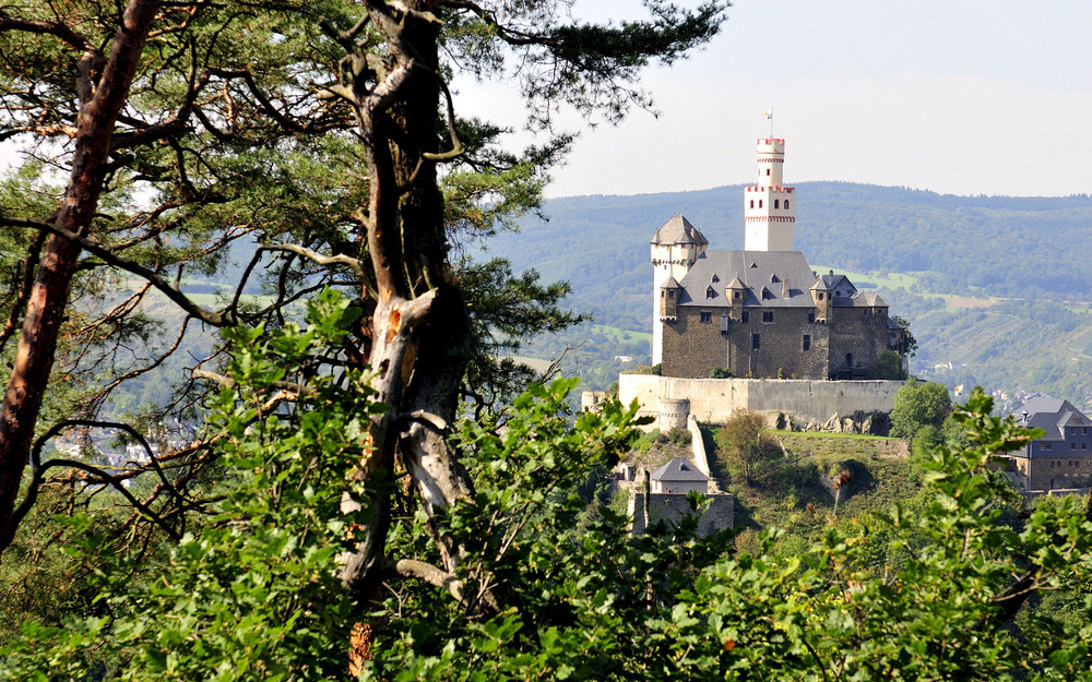 Die Marksburg von der Blei- und Silberhütte aus gesehen