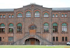 Die Maschinenhalle Zweckel von außen / Instandgesetzte Fassade