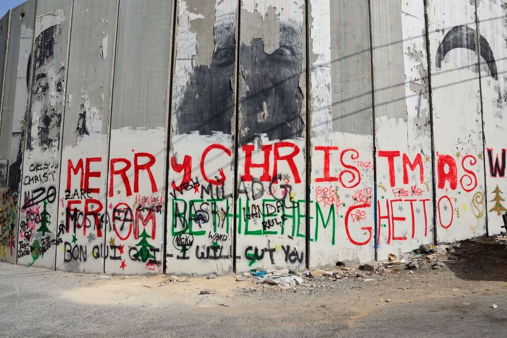 Die Mauer - "Merry Christmas from Bethlehem Ghetto"