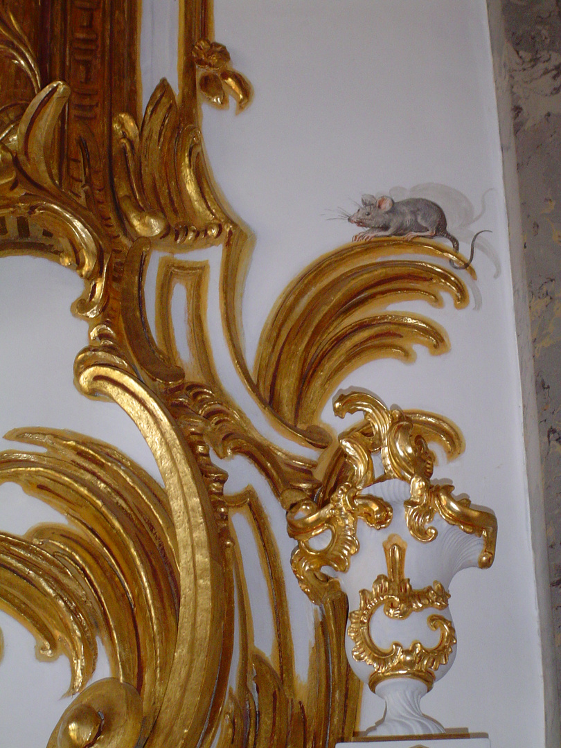 Die Maus im goldenen Saal