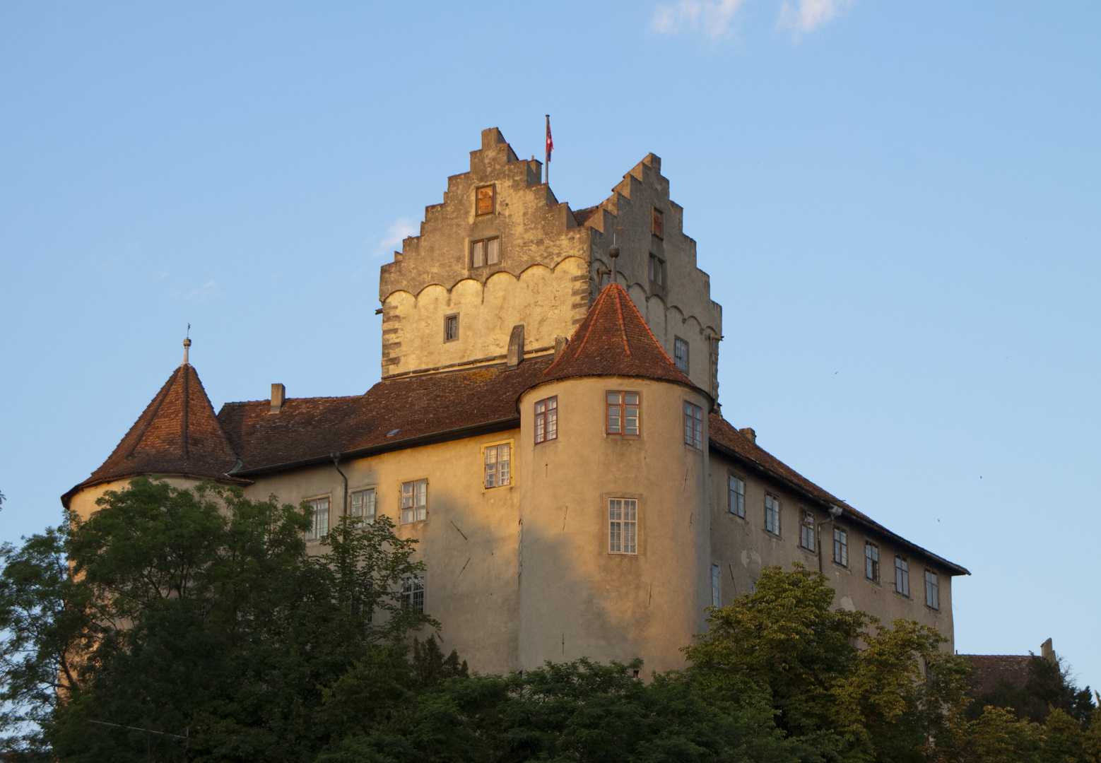 Die Meersburg im Abendlicht