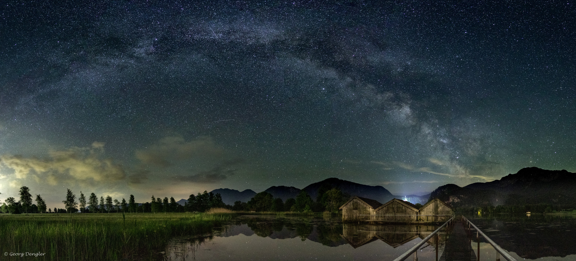 Die Milchstrasse über dem Kochelsee