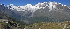 Die Mischabelgruppe mit dem Dom, dem höchsten Alpengipfel, der den "Schweizern allein gehört...