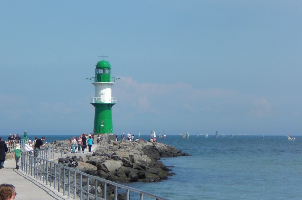 die "Mole" in Warnemünde