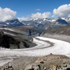 Die Monte Rosa Hütte ist auf Fels gebaut.