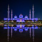 Die Moschee bei  Nacht 