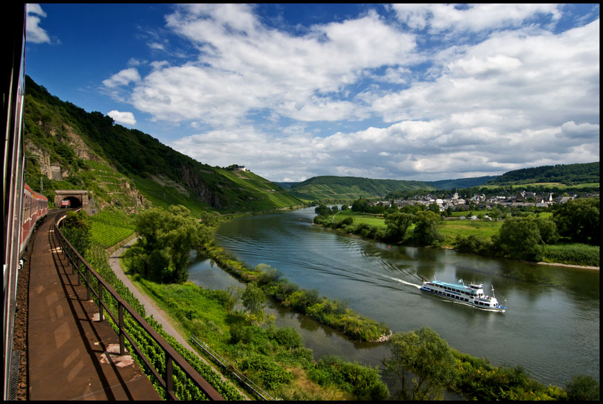 Die Mosel im Sommer