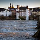 Die Mosel in Koblenz am 5. Feb. 2020 eine halbe Stunde vor Sonnenuntergang