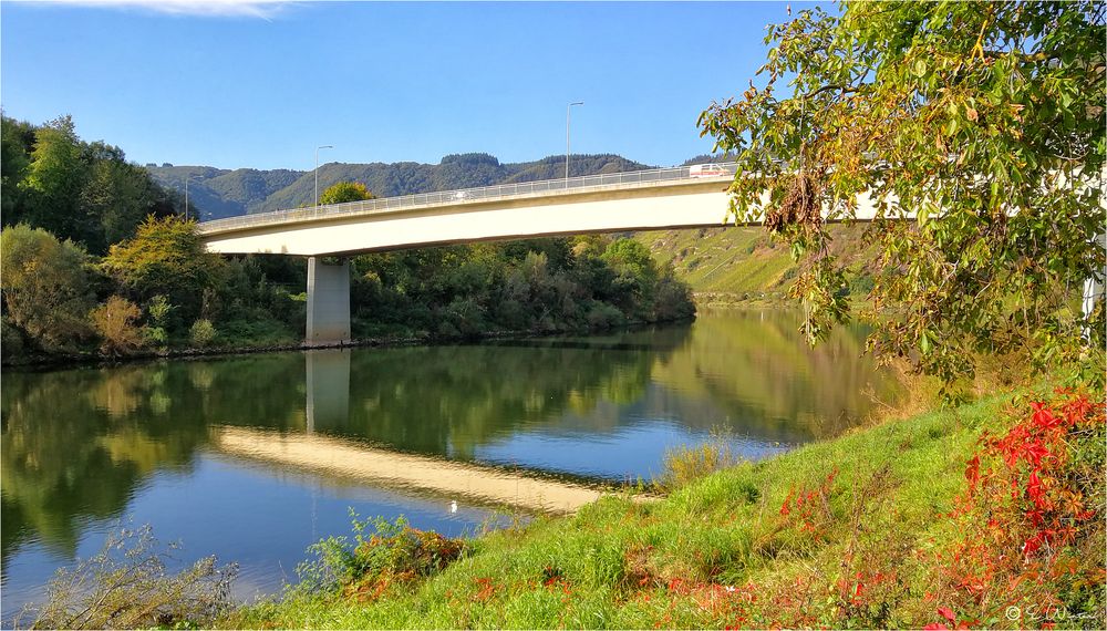 DIE MOSELBRÜCKE