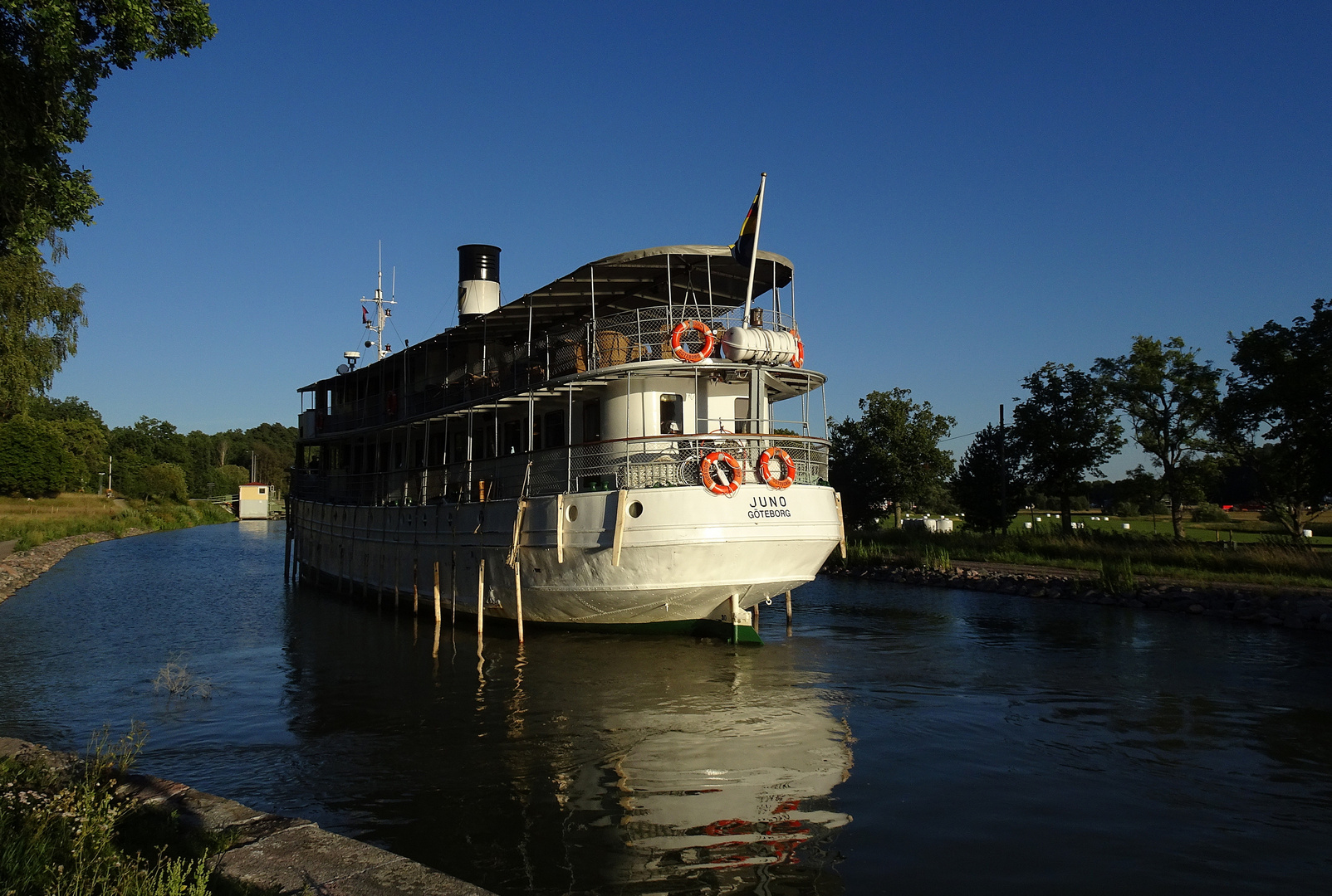 Die MS Juno vor Söderköping